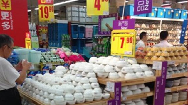 顺祥健康瓷强势登陆家乐福，浮雕素瓷系列产品首战脱销